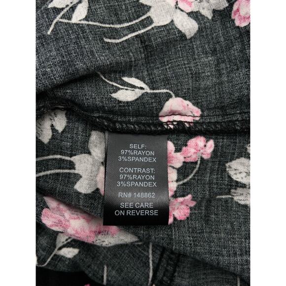 Torrid Mini Challis and Knit Skater Dress Size 0X Black Pink Floral - Picture 5 of 5